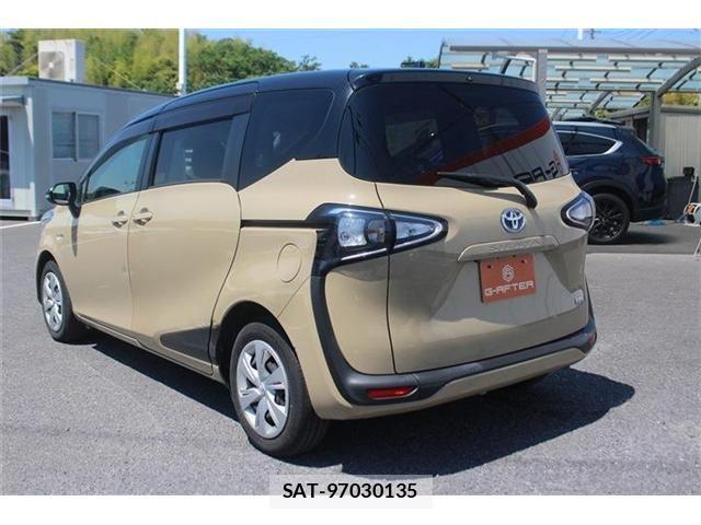Toyota SIENTA 2018-11 6912744-11