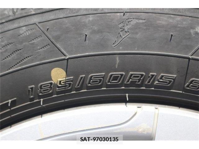 Toyota SIENTA 2018-11 6912744-28