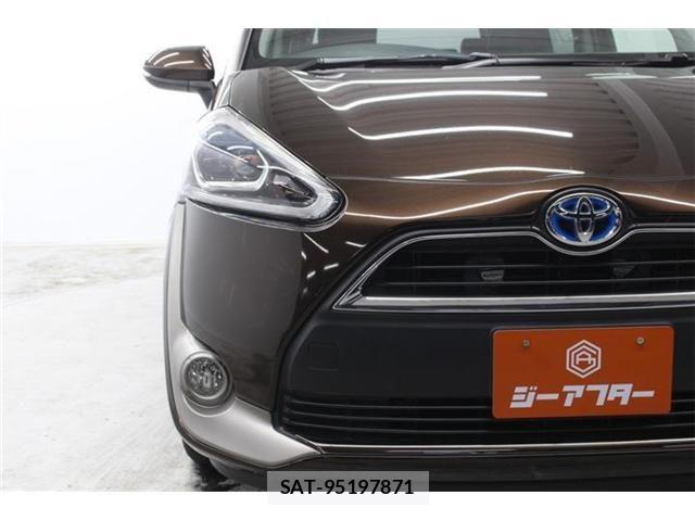 Toyota SIENTA 2016-10 6912750-10