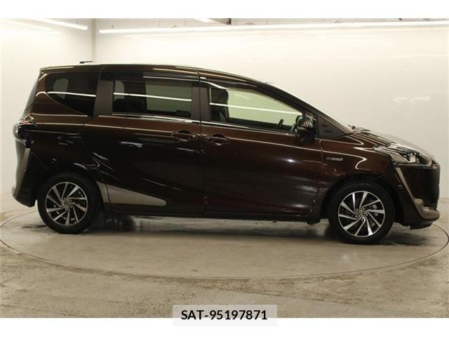 Toyota SIENTA 2016-10 6912750-3