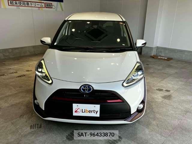 Toyota SIENTA 2018-03 6912729-5