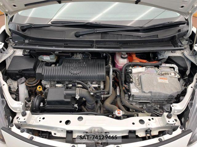 Toyota SIENTA 2019-02 6912730-18