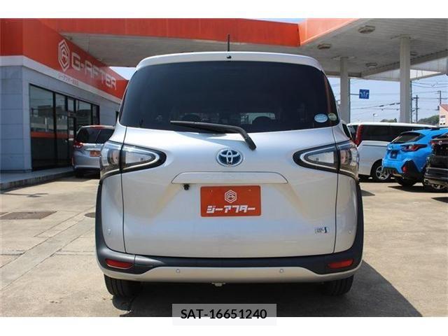 Toyota SIENTA 2020-11 6912745-11