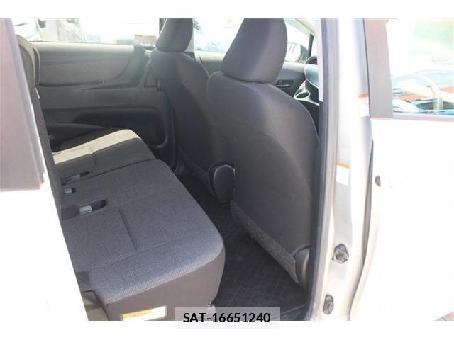 Toyota SIENTA 2020-11 6912745-24