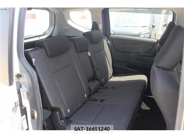 Toyota SIENTA 2020-11 6912745-25