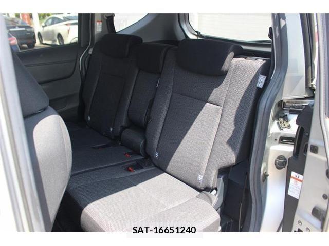 Toyota SIENTA 2020-11 6912745-27
