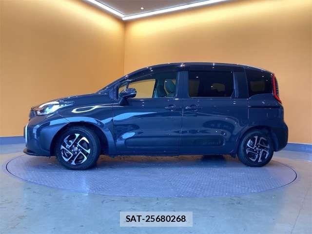 Toyota SIENTA 2024-01 6912710-14