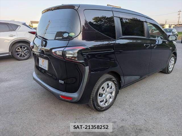 Toyota SIENTA 2017-12 6912748-20
