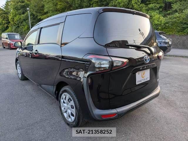 Toyota SIENTA 2017-12 6912748-22