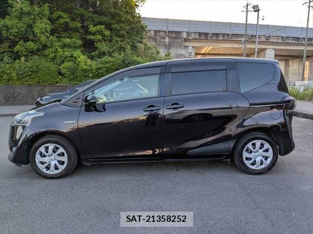 Toyota SIENTA 2017-12 6912748-23