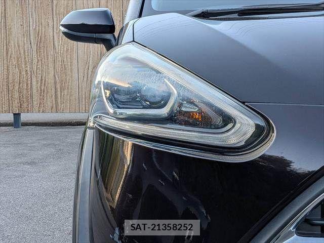 Toyota SIENTA 2017-12 6912748-25