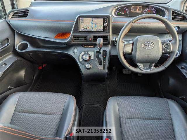 Toyota SIENTA 2017-12 6912748-2