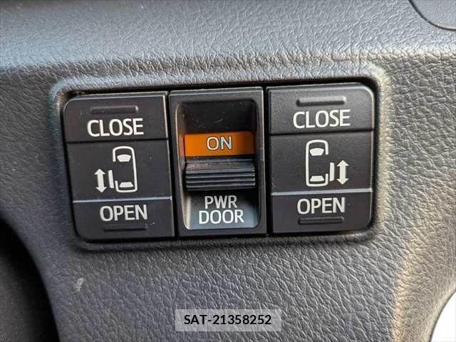Toyota SIENTA 2017-12 6912748-7