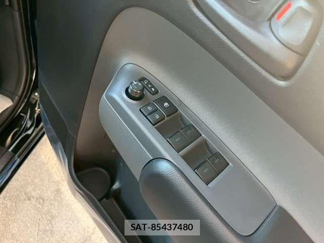 Toyota SIENTA 2025-07 6912717-9