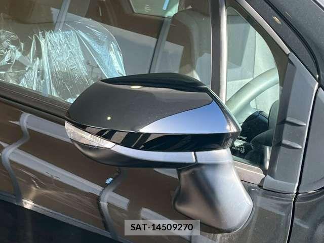 Toyota SIENTA 2025-06 6912718-18