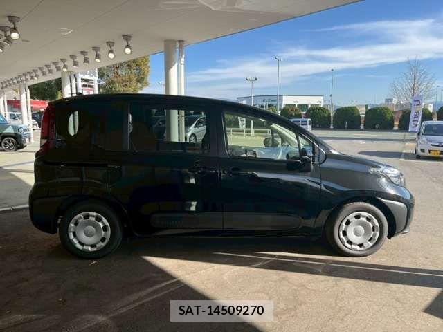 Toyota SIENTA 2025-06 6912718-8