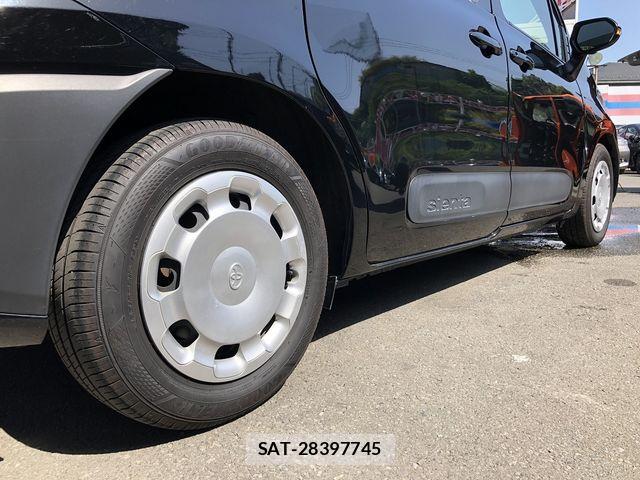 Toyota SIENTA 2023-03 6998300-15