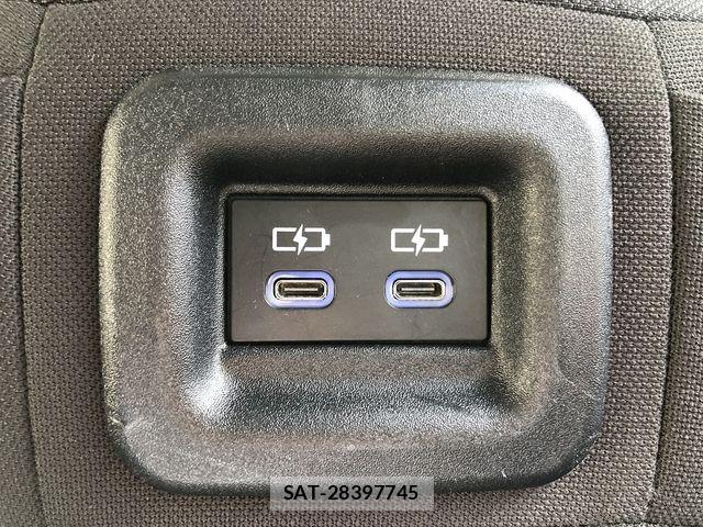 Toyota SIENTA 2023-03 6998300-25