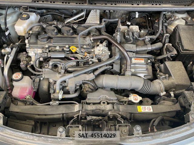 Toyota SIENTA 2023-09 6998282-17