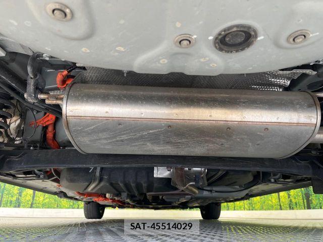 Toyota SIENTA 2023-09 6998282-18