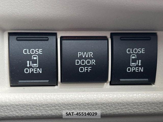 Toyota SIENTA 2023-09 6998282-4