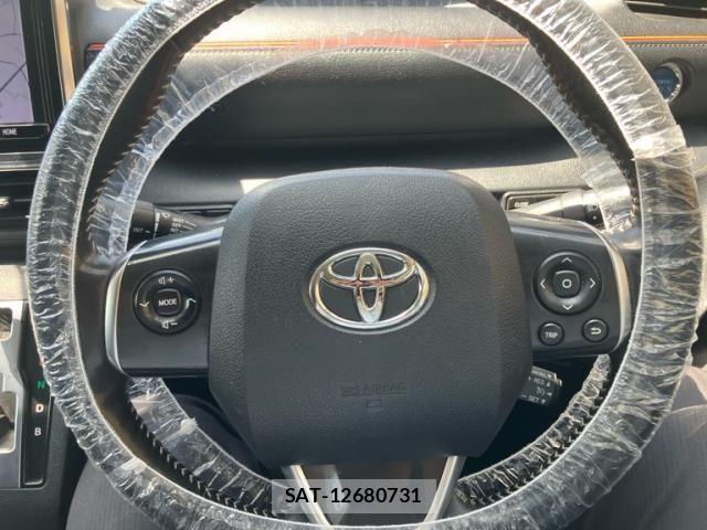 Toyota SIENTA 2018-09 6998308-15