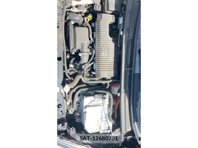 Toyota SIENTA 2018-09 6998308-24