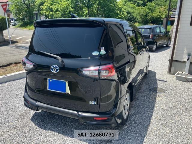 Toyota SIENTA 2018-09 6998308-6