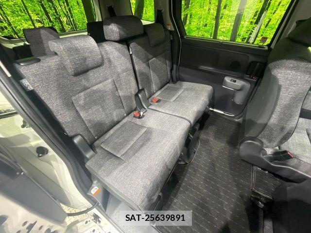 Toyota SIENTA 2023-06 6998279-9