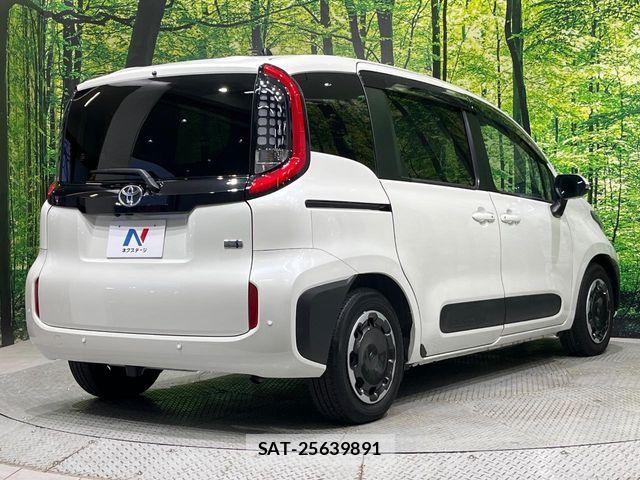 Toyota SIENTA 2023-06 6998279-18