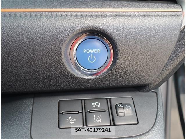 Toyota SIENTA 2017-11 6998292-22