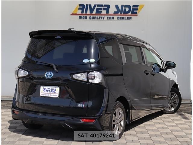 Toyota SIENTA 2017-11 6998292-5
