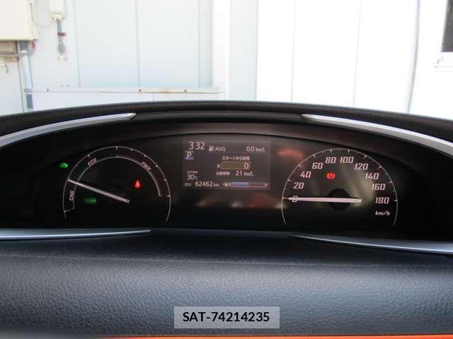 Toyota SIENTA 2017-05 6998305-11
