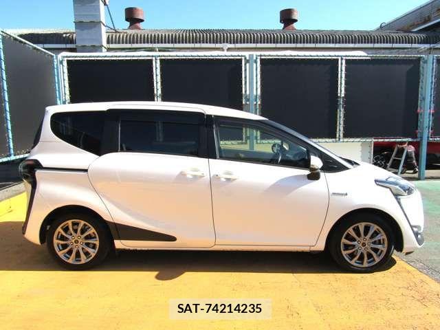 Toyota SIENTA 2017-05 6998305-5