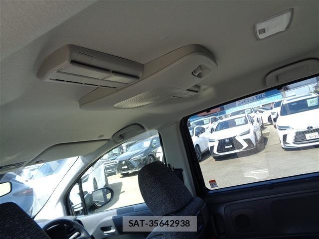 Toyota SIENTA 2023-05 6998290-13