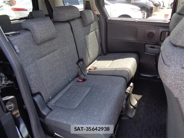 Toyota SIENTA 2023-05 6998290-16