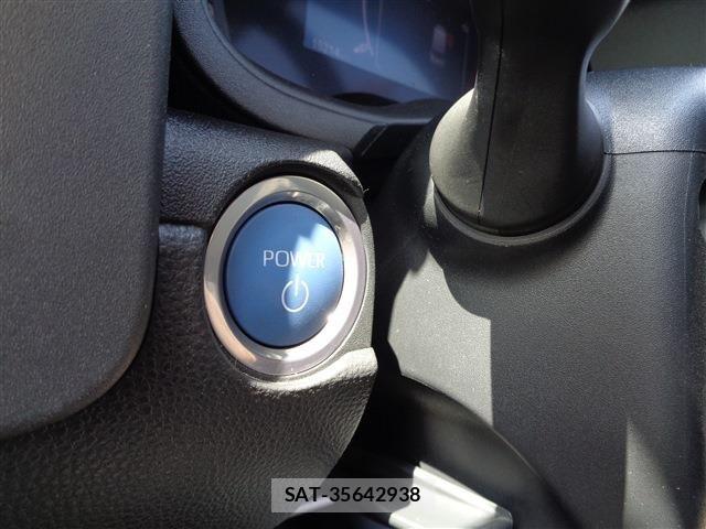 Toyota SIENTA 2023-05 6998290-26