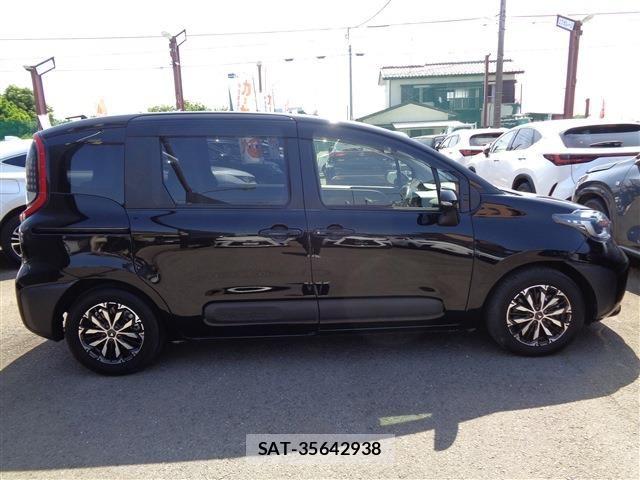 Toyota SIENTA 2023-05 6998290-3