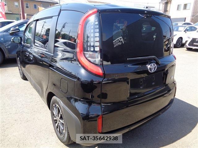 Toyota SIENTA 2023-05 6998290-5