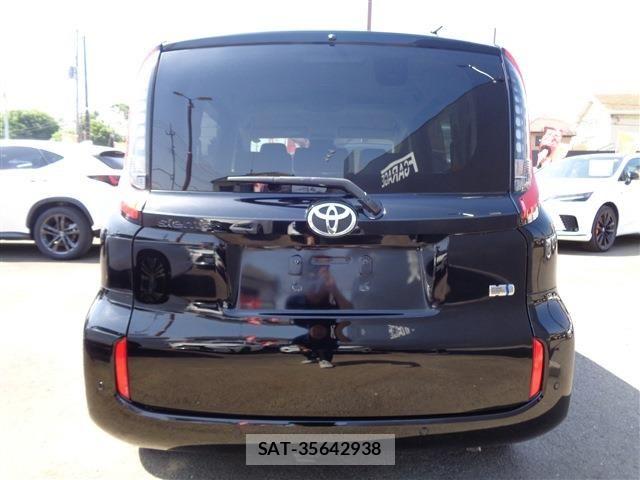Toyota SIENTA 2023-05 6998290-6