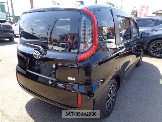 Toyota SIENTA 2023-05 6998290-7