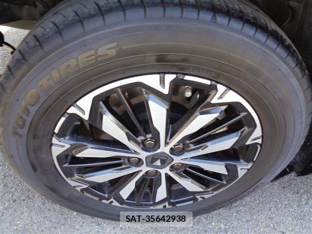 Toyota SIENTA 2023-05 6998290-8