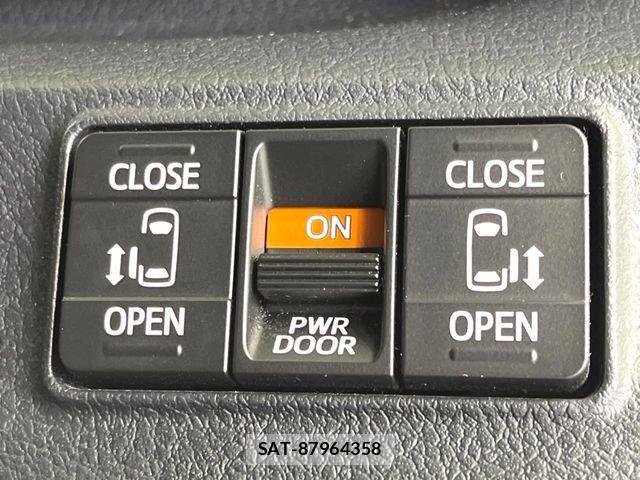 Toyota SIENTA 2020-07 6998296-4