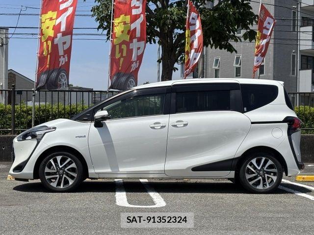 Toyota SIENTA 2020-04 6998293-15