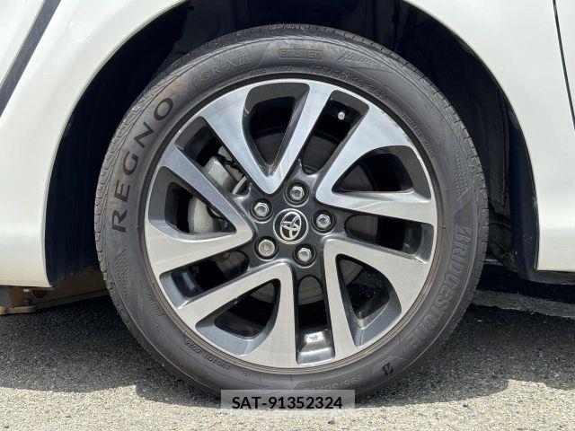 Toyota SIENTA 2020-04 6998293-25