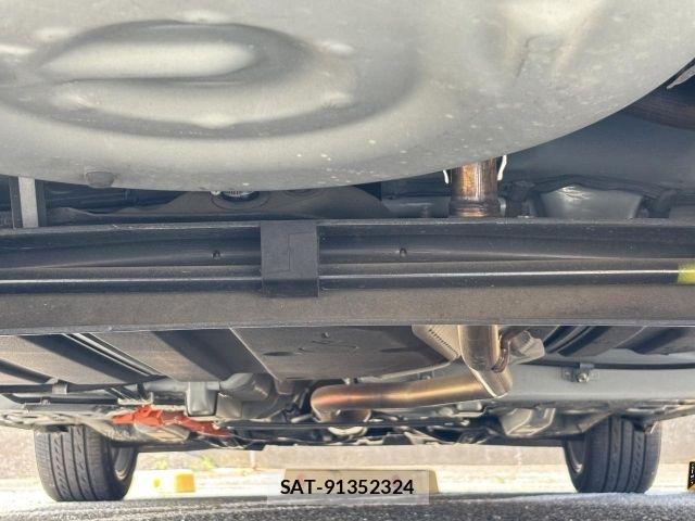 Toyota SIENTA 2020-04 6998293-27