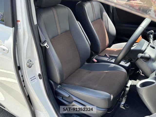 Toyota SIENTA 2020-04 6998293-4