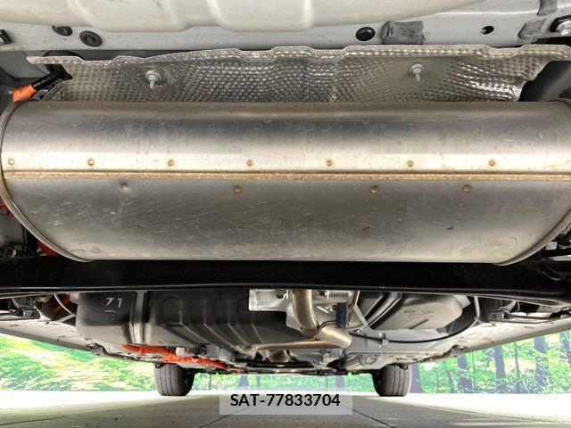 Toyota SIENTA 2024-09 7021599-18