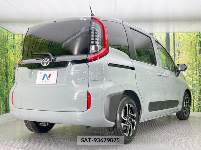 Toyota SIENTA 2026-03 7021592-17