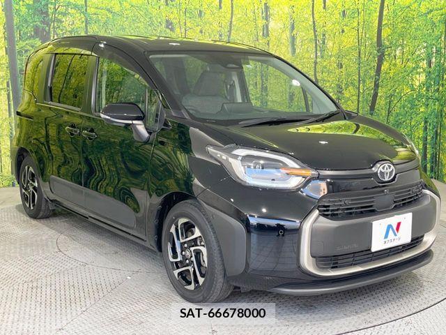 Toyota SIENTA 2023-05 7021596-16